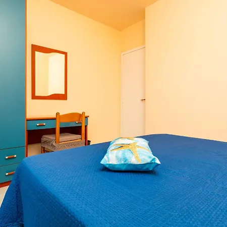 Chiara Apartament Giardini-Naxos
